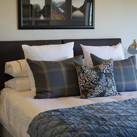 Mt Rosa Lodge Boutique Vineyard Accommodation